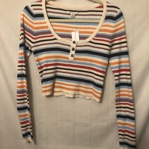 long sleeve crop top